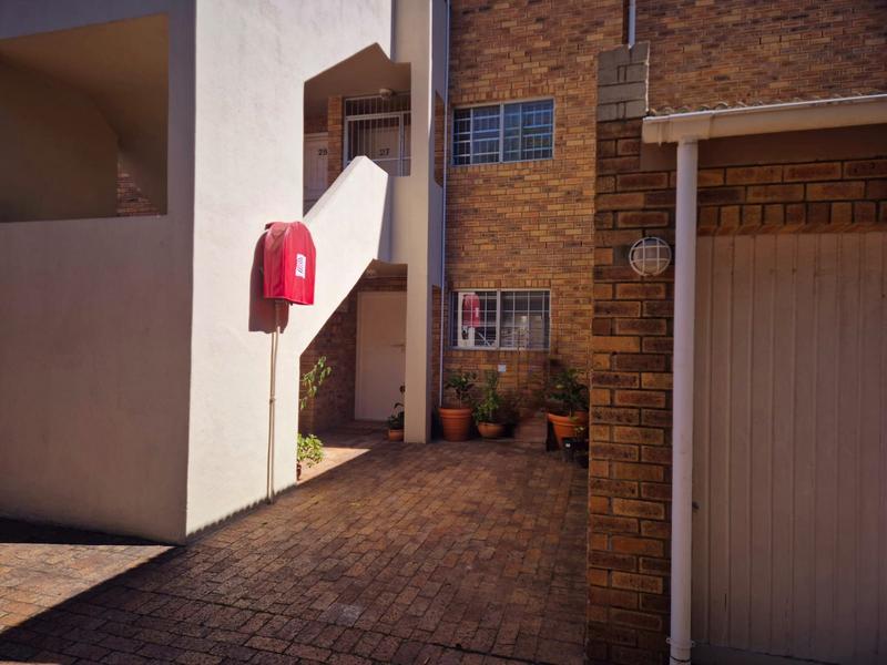 2 Bedroom Property for Sale in Durbanville Western Cape
